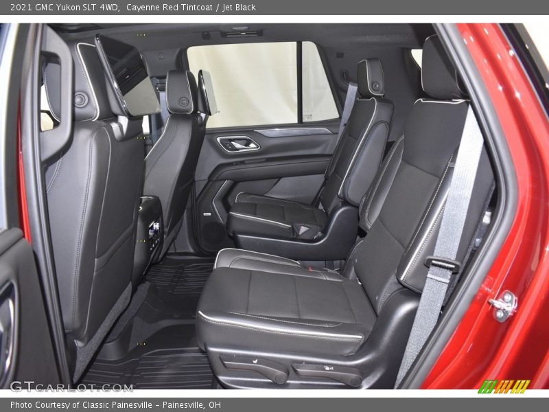 Cayenne Red Tintcoat / Jet Black 2021 GMC Yukon SLT 4WD