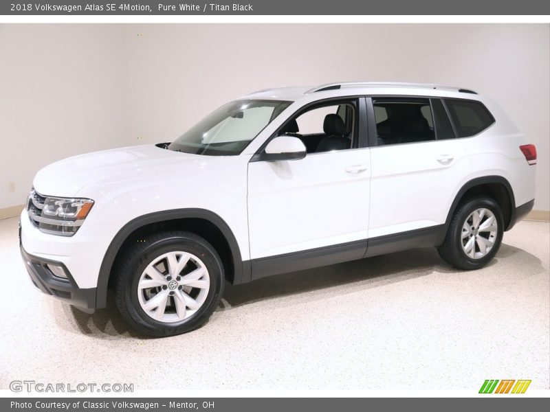 Pure White / Titan Black 2018 Volkswagen Atlas SE 4Motion