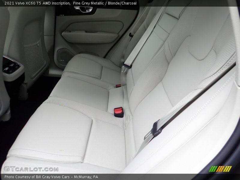 Rear Seat of 2021 XC60 T5 AWD Inscription