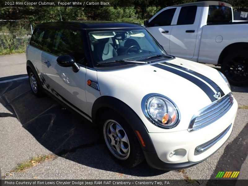 Pepper White / Carbon Black 2012 Mini Cooper Clubman