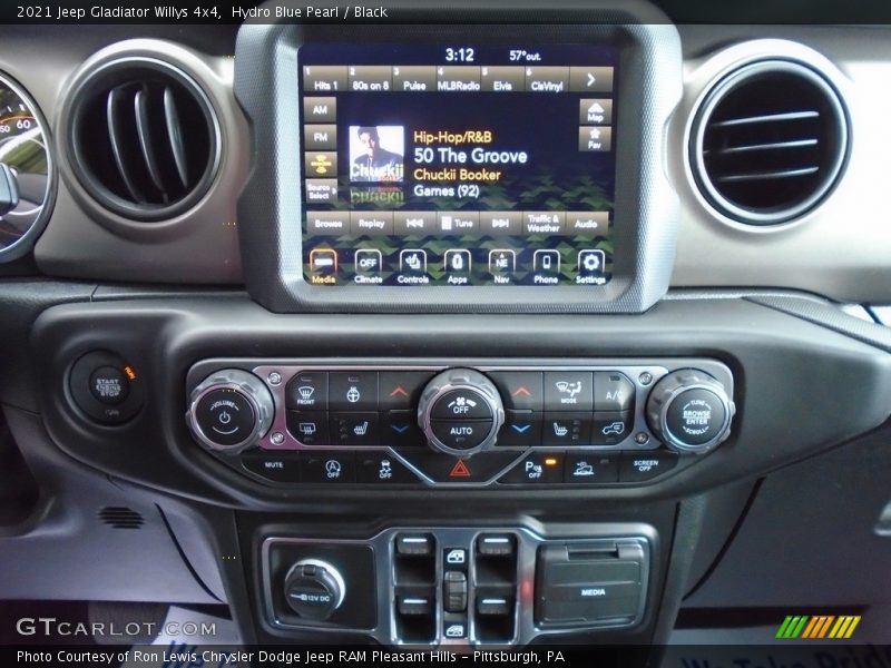 Controls of 2021 Gladiator Willys 4x4