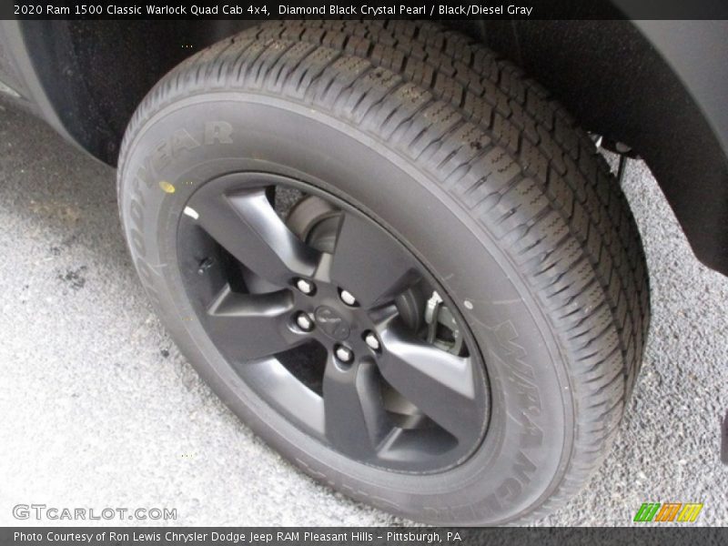 Diamond Black Crystal Pearl / Black/Diesel Gray 2020 Ram 1500 Classic Warlock Quad Cab 4x4