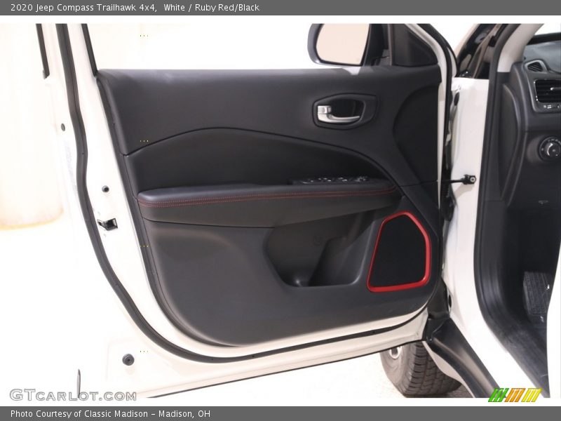 White / Ruby Red/Black 2020 Jeep Compass Trailhawk 4x4