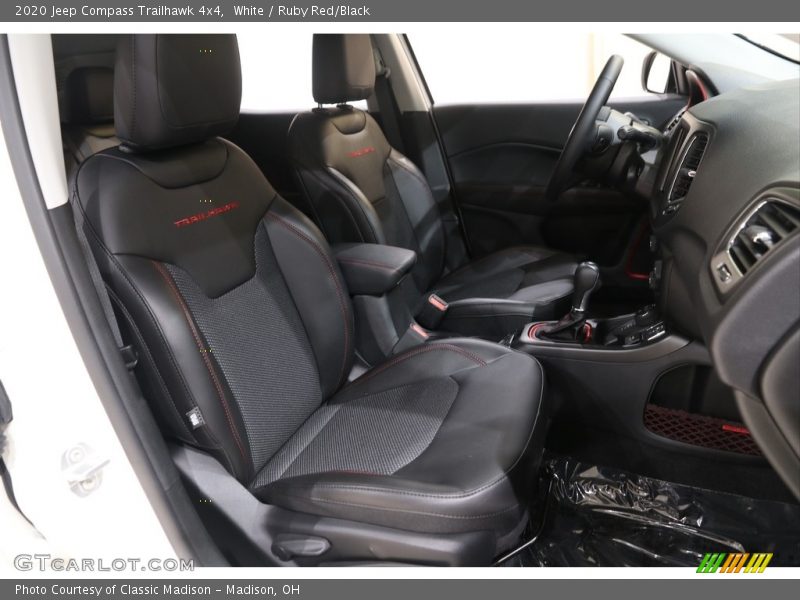 White / Ruby Red/Black 2020 Jeep Compass Trailhawk 4x4