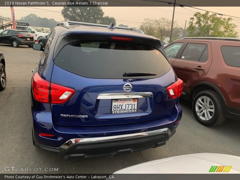 Caspian Blue Metallic / Charcoal 2019 Nissan Pathfinder S