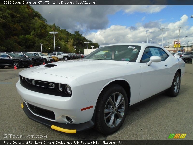 Front 3/4 View of 2020 Challenger GT AWD