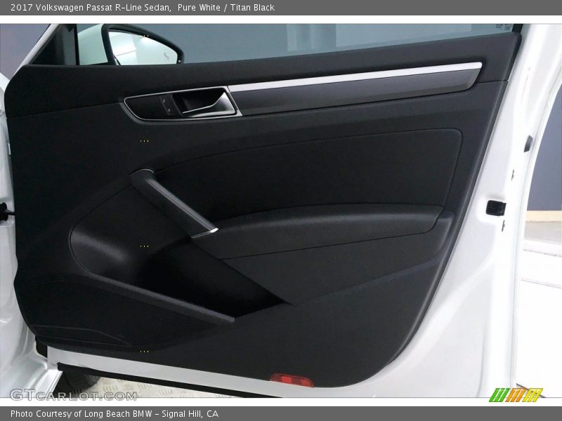 Pure White / Titan Black 2017 Volkswagen Passat R-Line Sedan