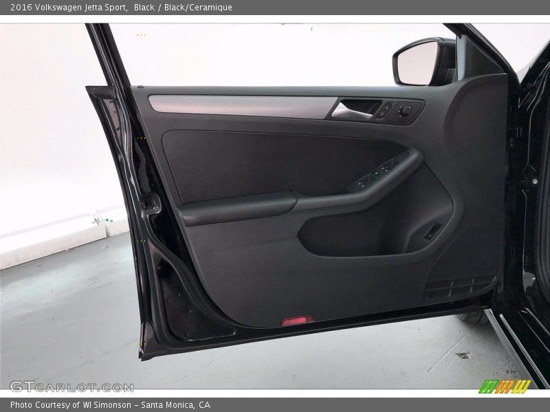 Door Panel of 2016 Jetta Sport