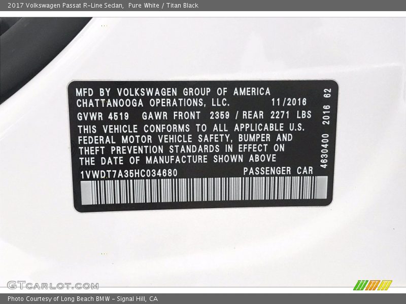 Pure White / Titan Black 2017 Volkswagen Passat R-Line Sedan