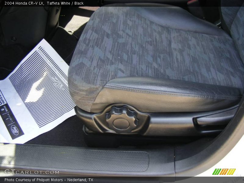 Taffeta White / Black 2004 Honda CR-V LX