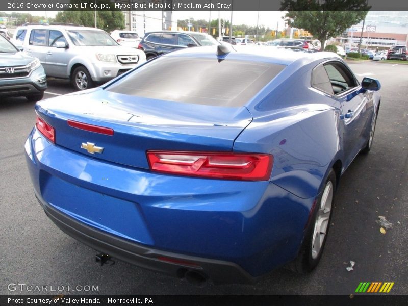 Hyper Blue Metallic / Medium Ash Gray 2016 Chevrolet Camaro LT Coupe