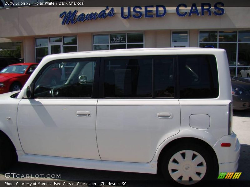 Polar White / Dark Charcoal 2006 Scion xB