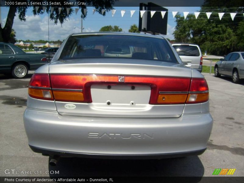 Silver / Gray 2000 Saturn L Series LS1 Sedan