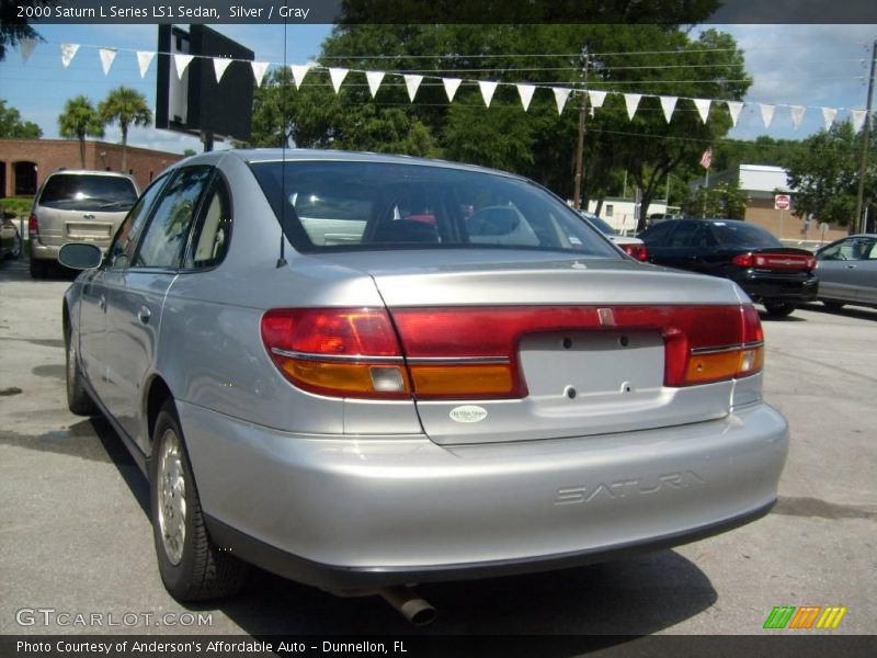 Silver / Gray 2000 Saturn L Series LS1 Sedan