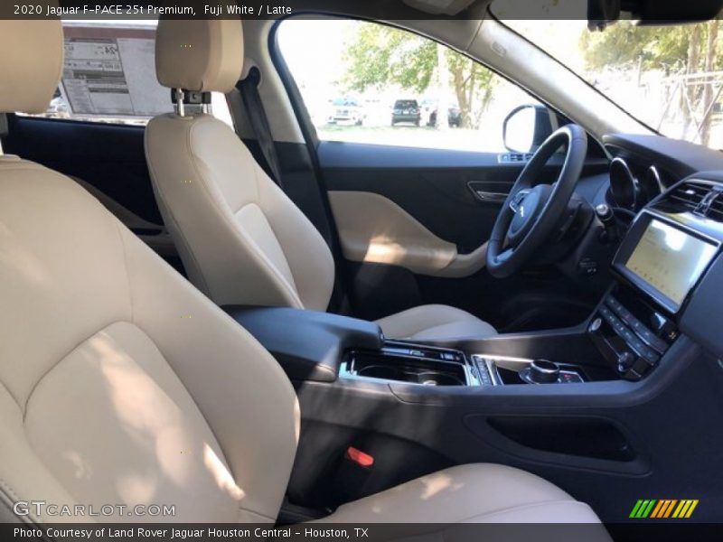 Fuji White / Latte 2020 Jaguar F-PACE 25t Premium