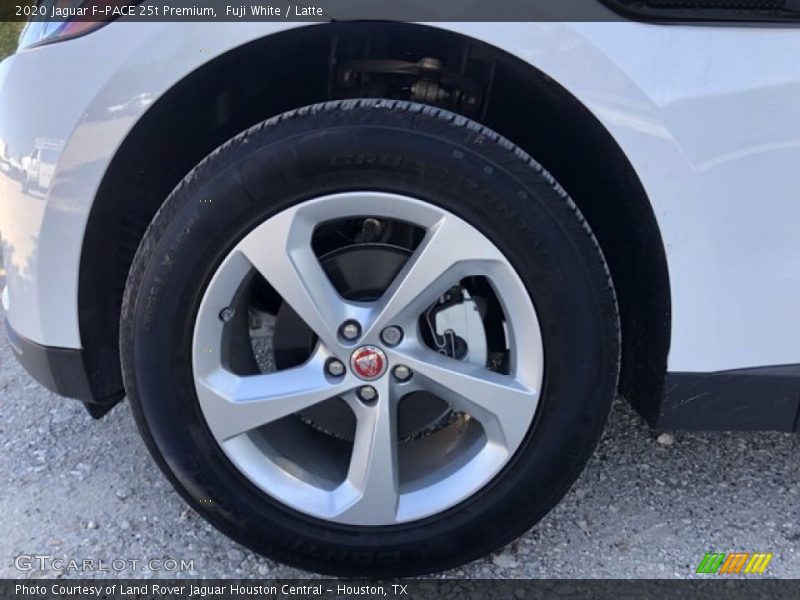 Fuji White / Latte 2020 Jaguar F-PACE 25t Premium