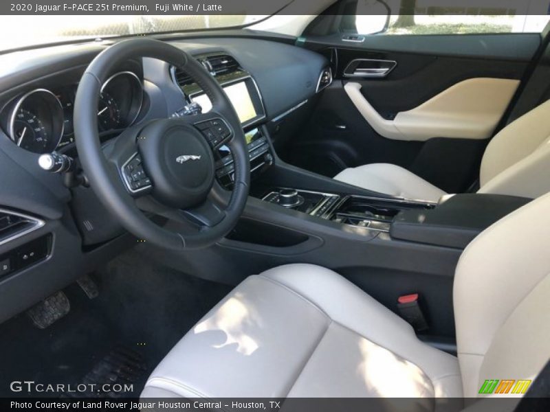 Fuji White / Latte 2020 Jaguar F-PACE 25t Premium