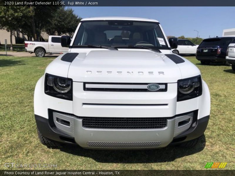 Fuji White / Acorn 2020 Land Rover Defender 110 SE