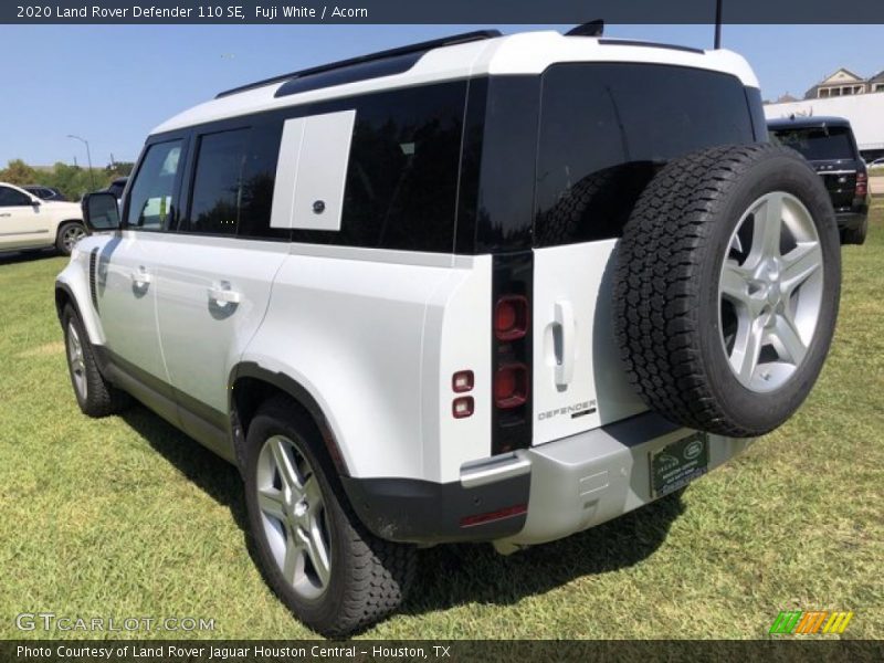 Fuji White / Acorn 2020 Land Rover Defender 110 SE