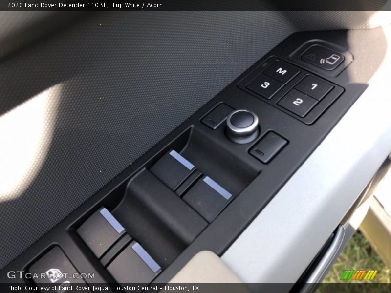 Fuji White / Acorn 2020 Land Rover Defender 110 SE