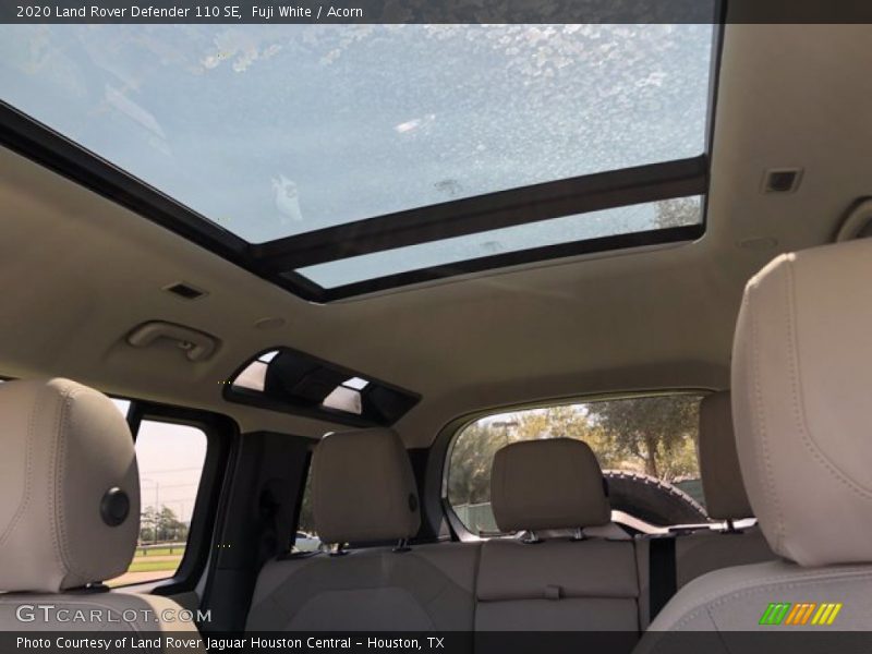 Sunroof of 2020 Defender 110 SE