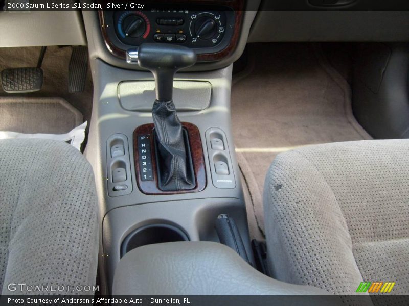 Silver / Gray 2000 Saturn L Series LS1 Sedan
