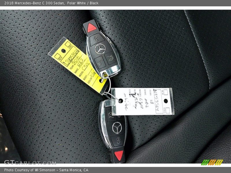 Polar White / Black 2018 Mercedes-Benz C 300 Sedan