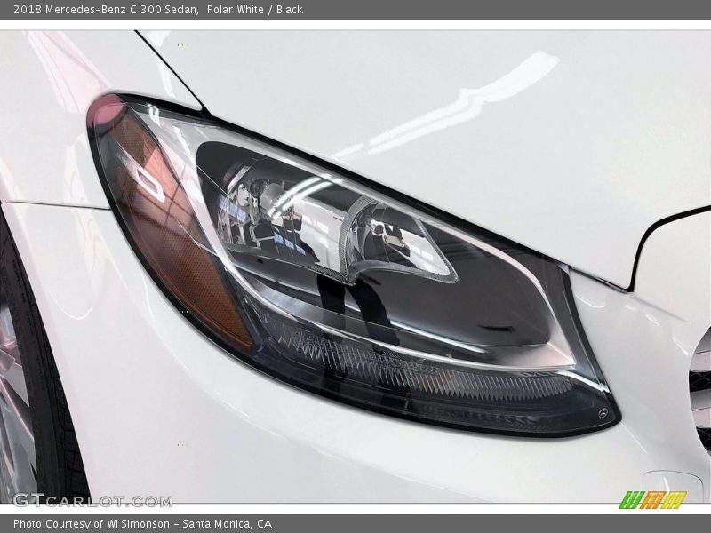Polar White / Black 2018 Mercedes-Benz C 300 Sedan