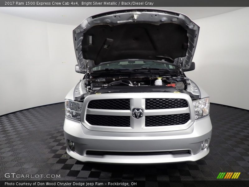 Bright Silver Metallic / Black/Diesel Gray 2017 Ram 1500 Express Crew Cab 4x4