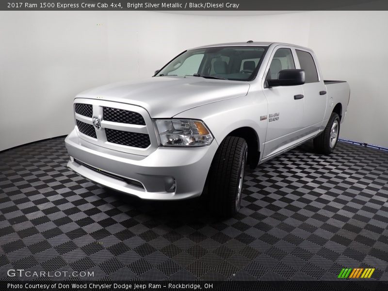 Bright Silver Metallic / Black/Diesel Gray 2017 Ram 1500 Express Crew Cab 4x4