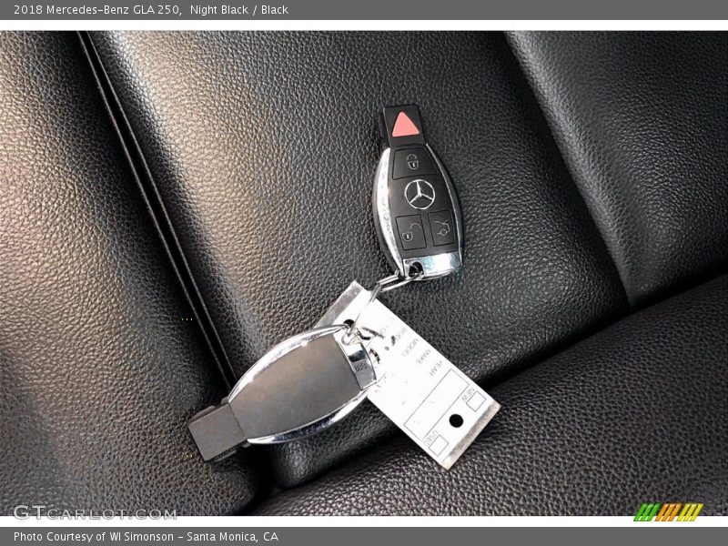 Night Black / Black 2018 Mercedes-Benz GLA 250