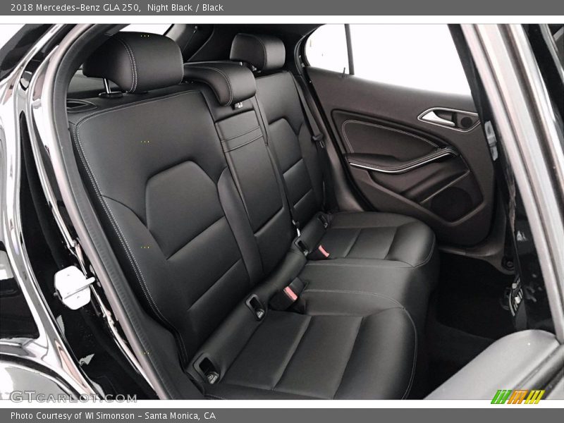 Night Black / Black 2018 Mercedes-Benz GLA 250