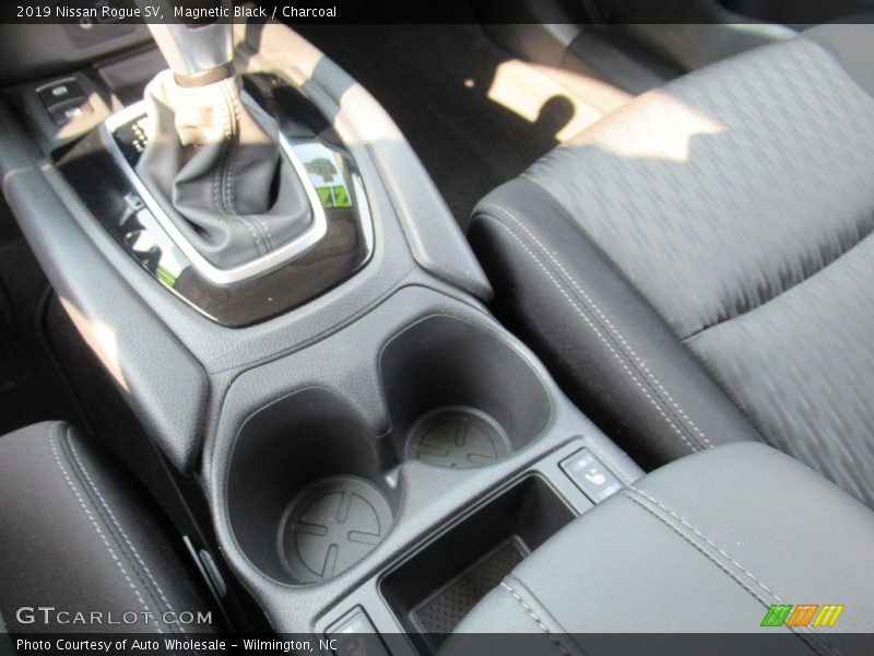 Magnetic Black / Charcoal 2019 Nissan Rogue SV
