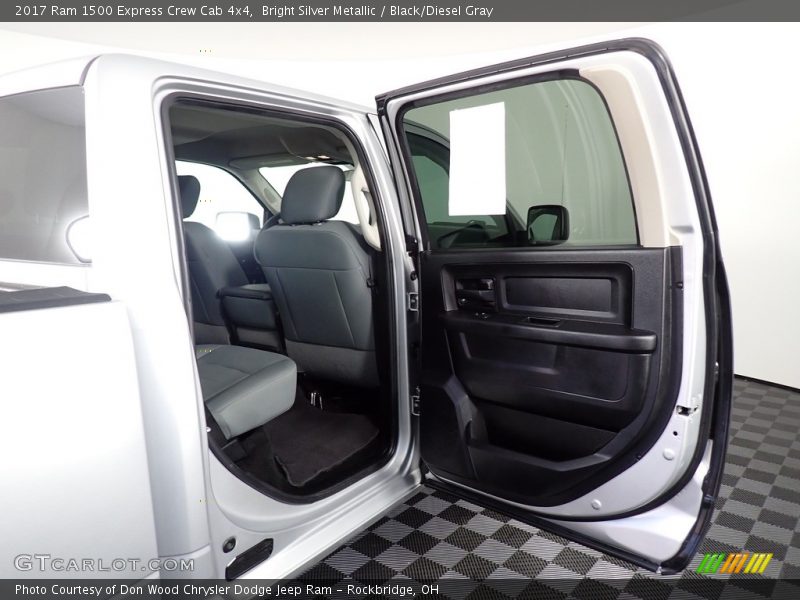 Bright Silver Metallic / Black/Diesel Gray 2017 Ram 1500 Express Crew Cab 4x4