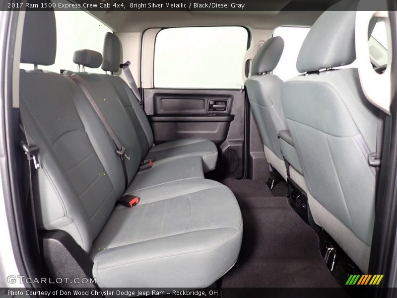 Bright Silver Metallic / Black/Diesel Gray 2017 Ram 1500 Express Crew Cab 4x4