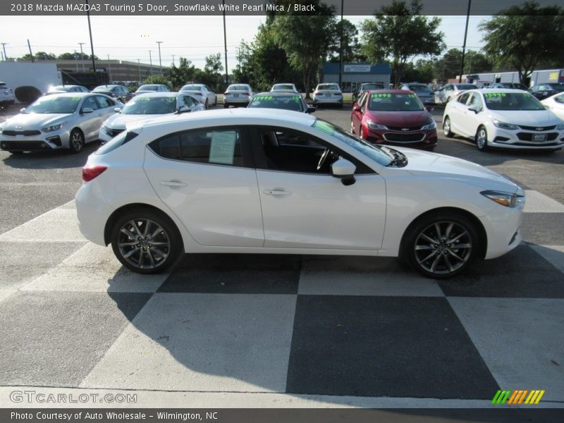 Snowflake White Pearl Mica / Black 2018 Mazda MAZDA3 Touring 5 Door