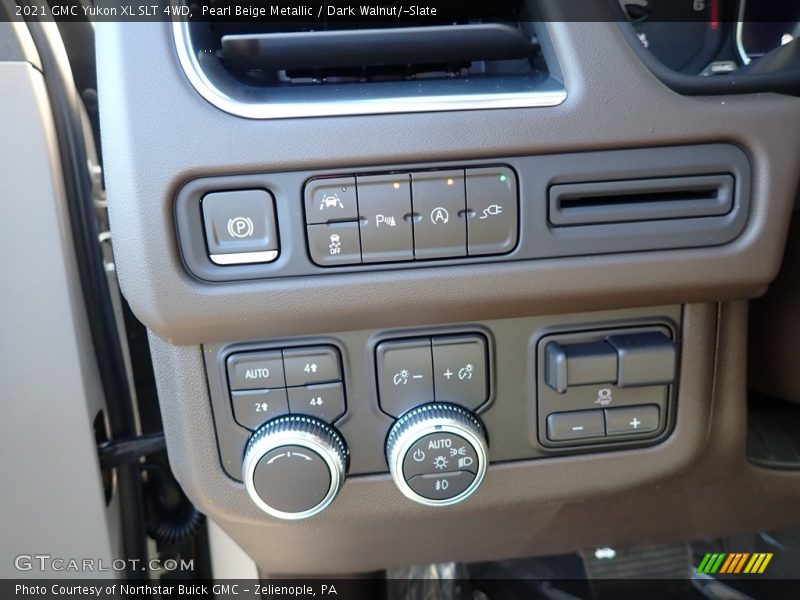 Controls of 2021 Yukon XL SLT 4WD