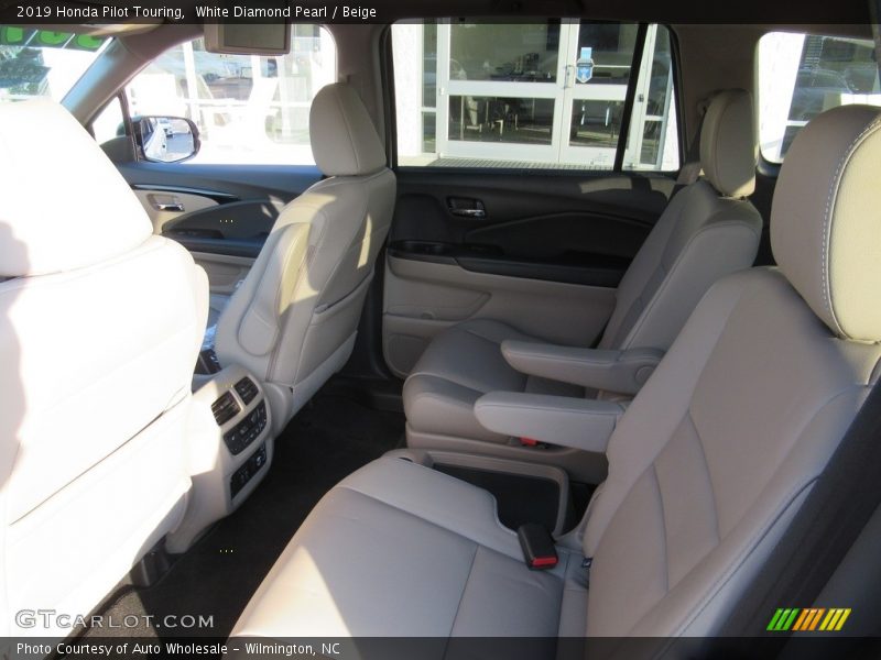 White Diamond Pearl / Beige 2019 Honda Pilot Touring