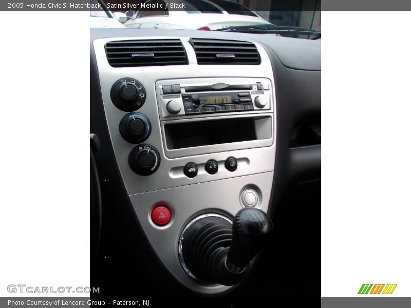 Satin Silver Metallic / Black 2005 Honda Civic Si Hatchback