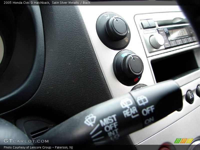 Satin Silver Metallic / Black 2005 Honda Civic Si Hatchback