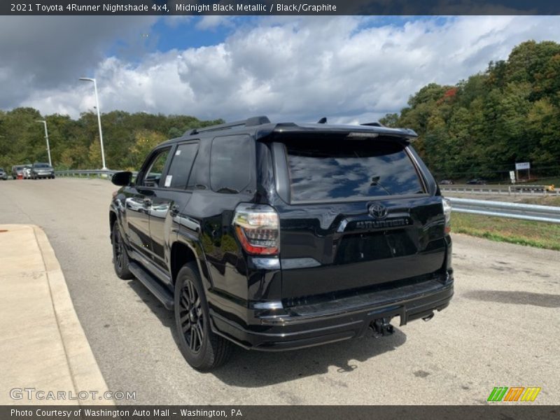 Midnight Black Metallic / Black/Graphite 2021 Toyota 4Runner Nightshade 4x4