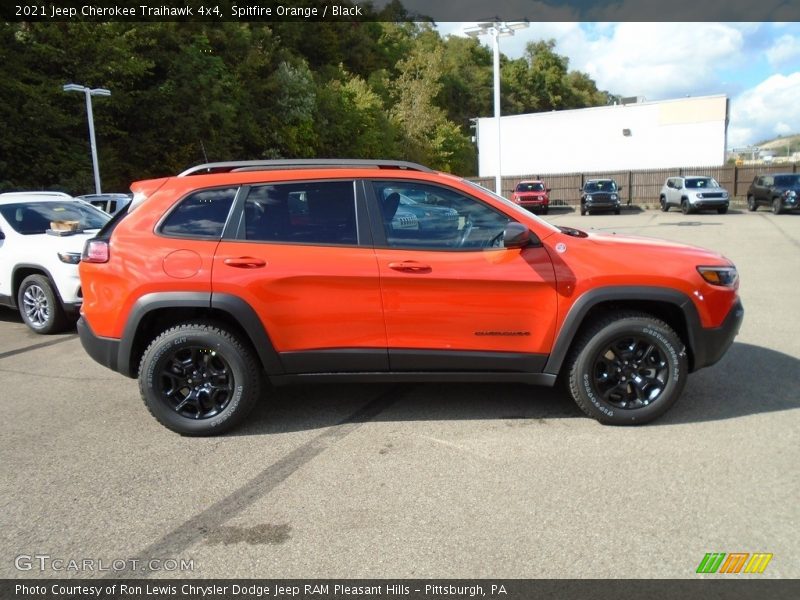  2021 Cherokee Traihawk 4x4 Spitfire Orange