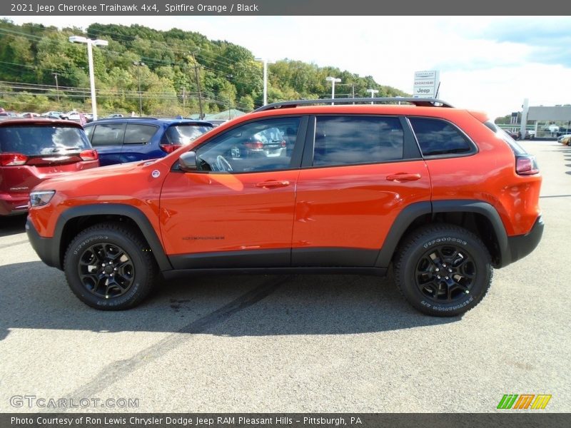 Spitfire Orange / Black 2021 Jeep Cherokee Traihawk 4x4