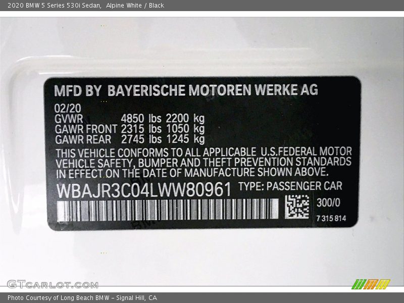 Alpine White / Black 2020 BMW 5 Series 530i Sedan