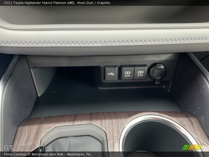 Moon Dust / Graphite 2021 Toyota Highlander Hybrid Platinum AWD