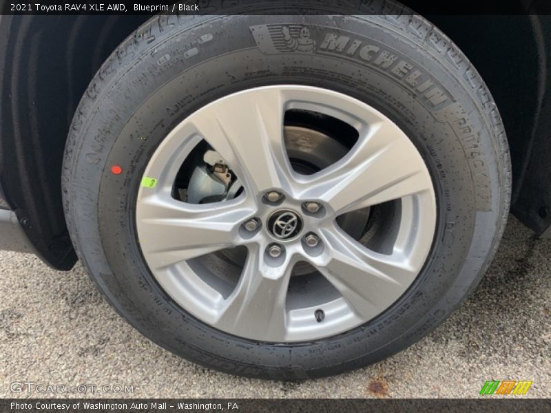  2021 RAV4 XLE AWD Wheel