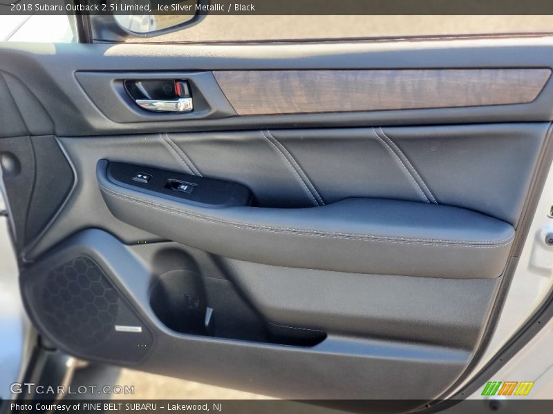 Ice Silver Metallic / Black 2018 Subaru Outback 2.5i Limited