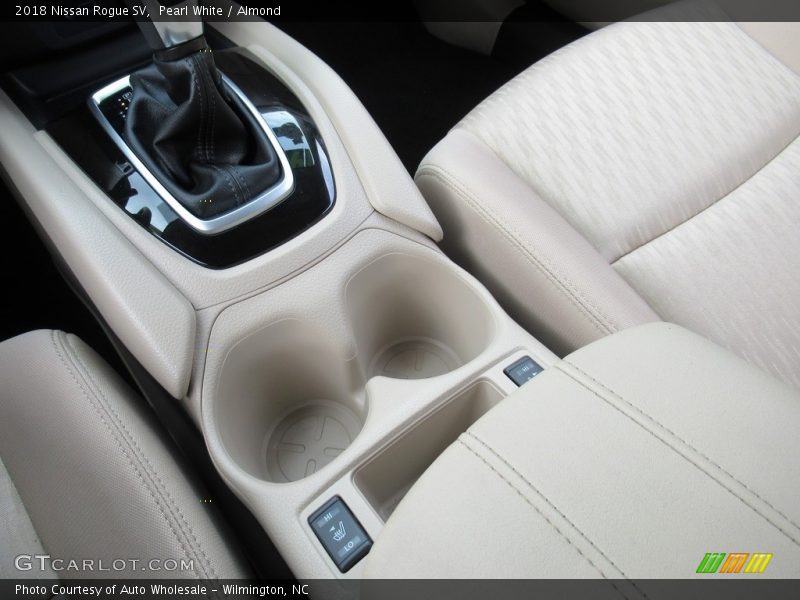 Pearl White / Almond 2018 Nissan Rogue SV