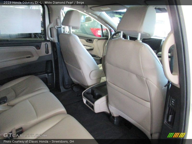 White Diamond Pearl / Beige 2019 Honda Odyssey EX-L