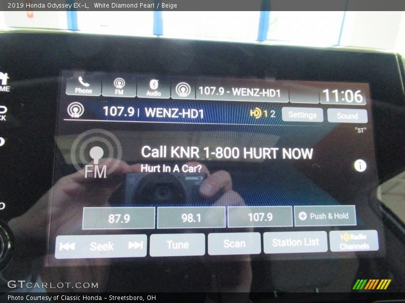 White Diamond Pearl / Beige 2019 Honda Odyssey EX-L